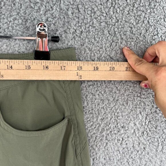 Eddie Bauer Rainier Capris Womens 16 Sprig Green Hiking Nylon Waterproof Camp - Picture 4 of 14